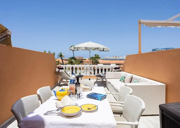 Exclusive Attic Las Vistas 3 With Breathtaking Sea View, Only 100 M To The Sea, Heated Pool, Aircon, Wifi