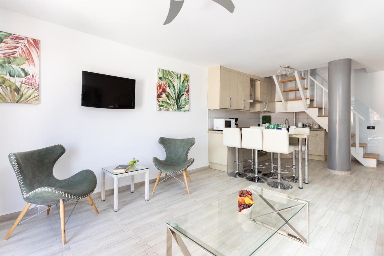 Exclusive Attic Vistas 3 With Breathtaking Sea View, Only 100 M To The Sea, Heated Pool, Aircon, Wifi Arona (Tenerife)