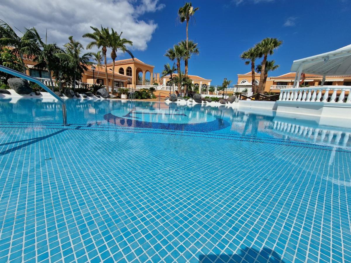 Exclusive Attic Vistas 3 With Breathtaking Sea View, Only 100 M To The Sea, Heated Pool, Aircon, Wifi Appartement